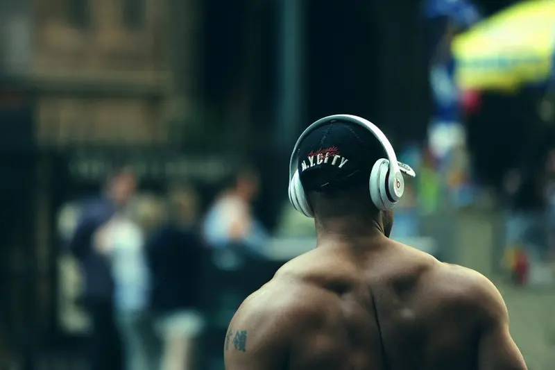 Athlete between conditioning sets